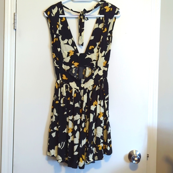 Faithfull Dress - Picture 3 of 7